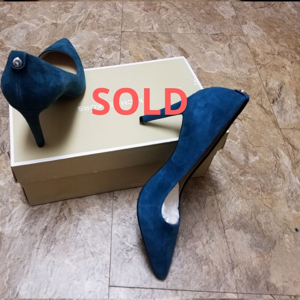 MICHAEL Michael Kors Dorothy Flex Pump